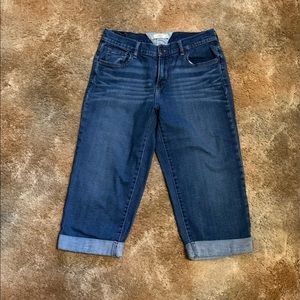 Ladies Brand Levi’s Denim Capris Size 6